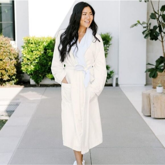 - Jennifer Adams Home luxury micro fiber ivory bathrobe unisex size L - Picture 1 of 11